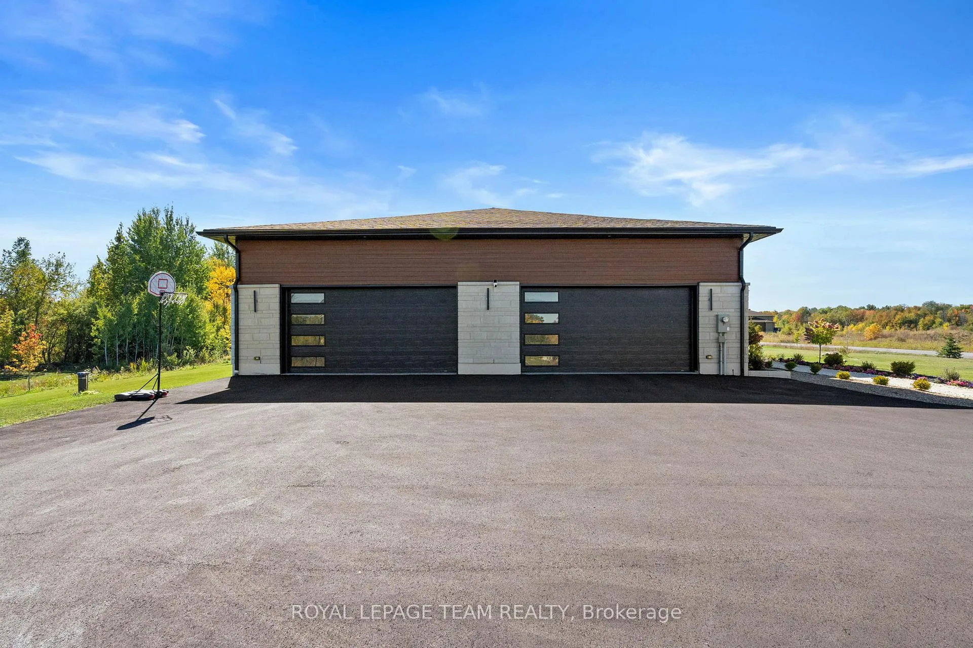 Photo 8 of 60 Synergy Way, Ottawa, Kanata - Kanata (North West) — HOMEH