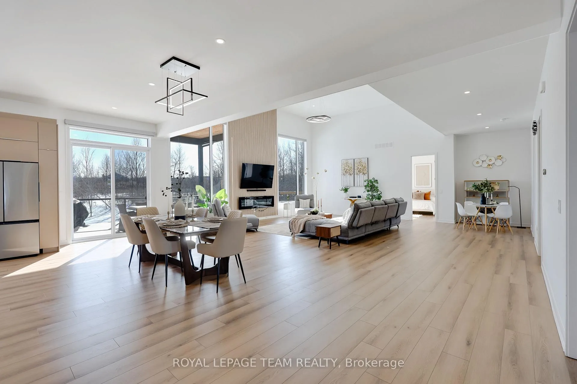 Photo 12 of 60 Synergy Way, Ottawa, Kanata - Kanata (North West) — HOMEH