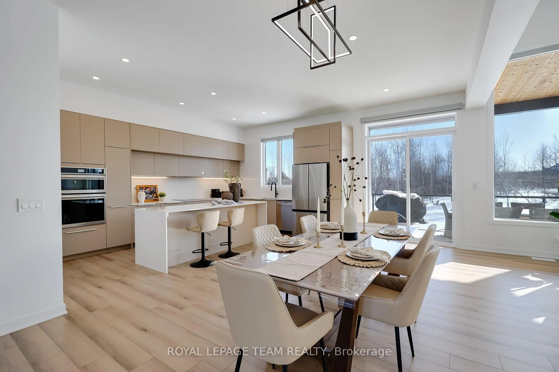 Photo 13 of 60 Synergy Way, Ottawa, Kanata - Kanata (North West) — HOMEH