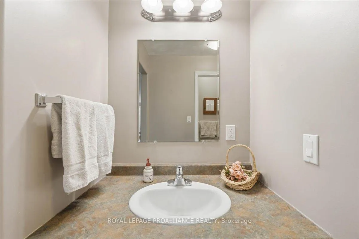 Photo 16 of 606 Black River Road, Tweed, Elzevir (Twp) — HOMEH