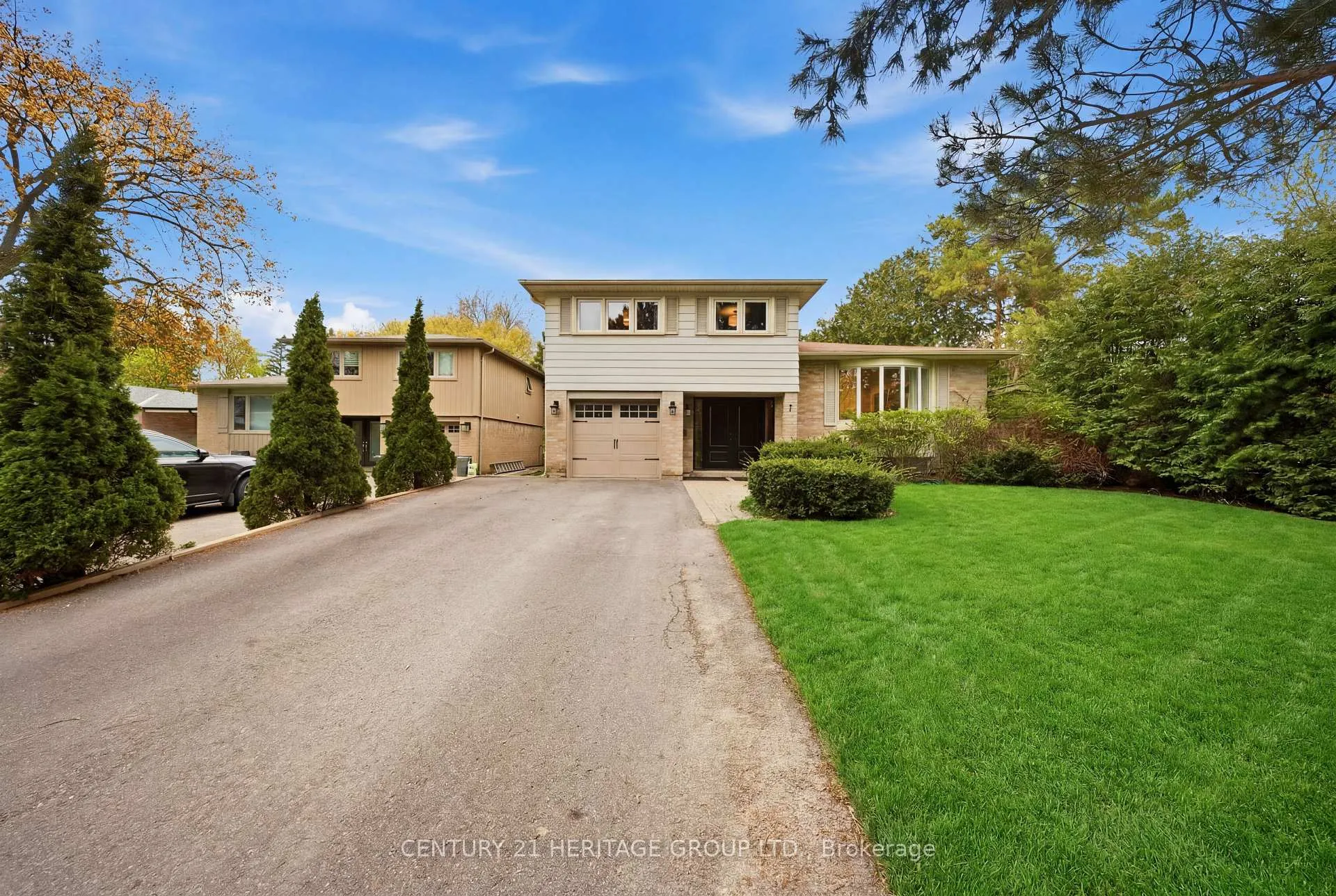Front of 7 Cedar Crescent