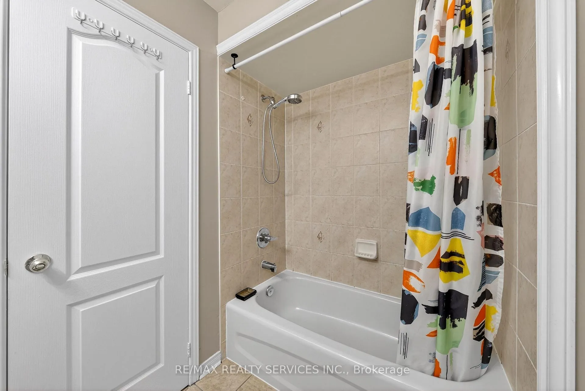 Photo 37 of 63 Irene Crescent, Brampton, Fletcher's Meadow — HOMEH