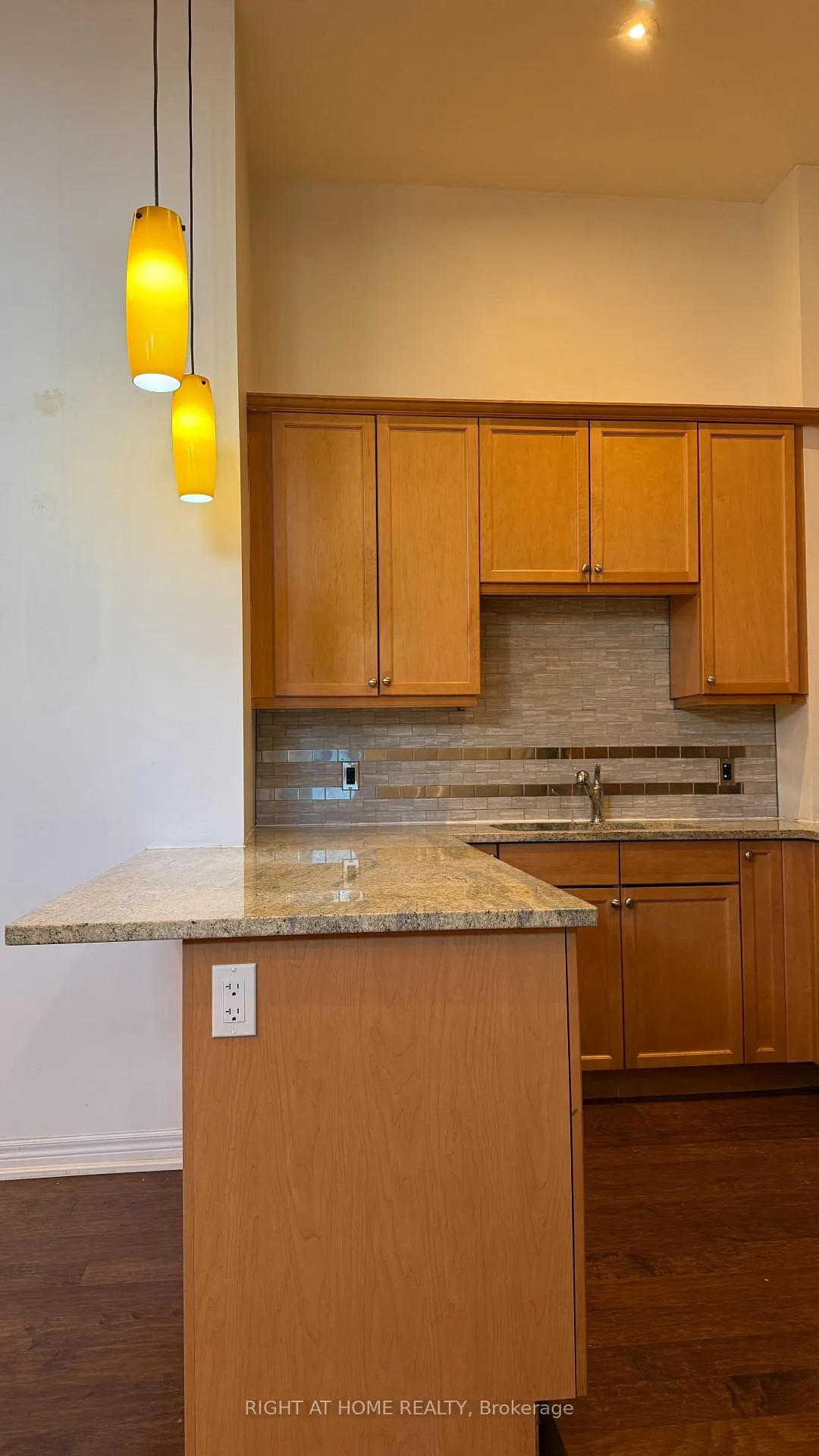 Photo 8 of Unit 102, 50 Murray Street W, Hamilton, Central — HOMEH