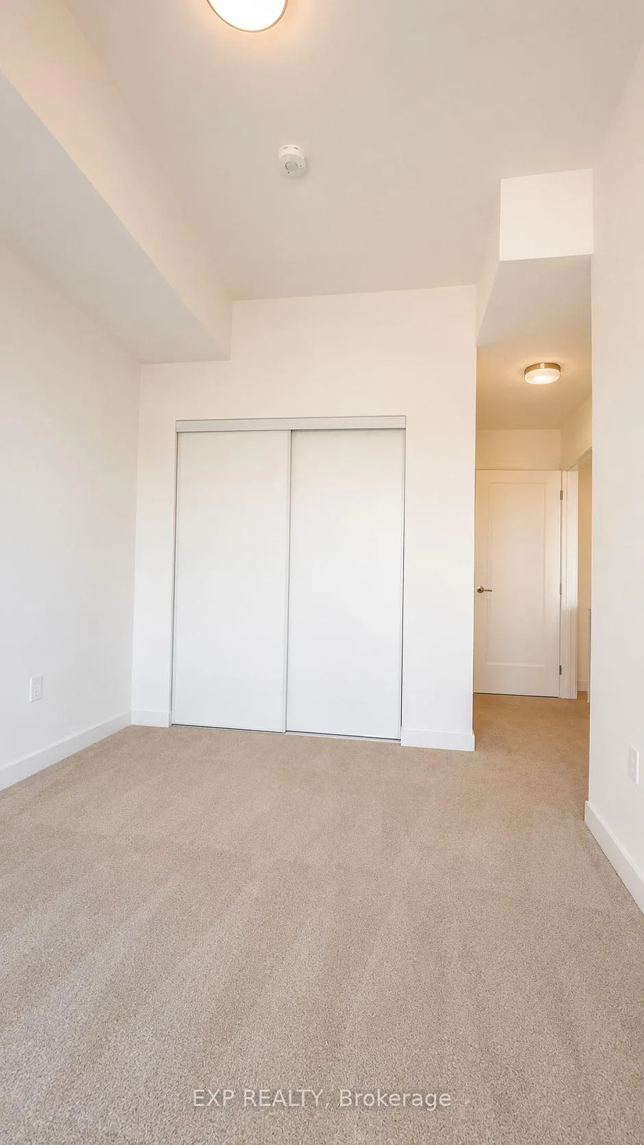 Photo 2 of Unit Q11, 25 Palace Street, Kitchener — HOMEH