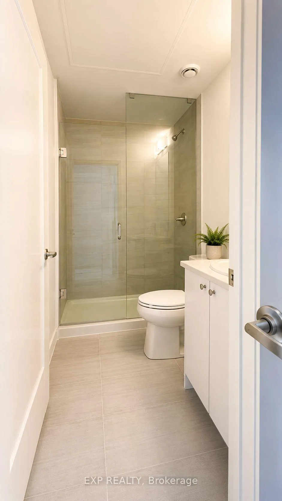 Photo 6 of Unit Q11, 25 Palace Street, Kitchener — HOMEH