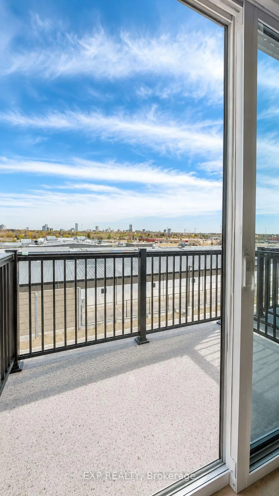 Photo 10 of Unit Q11, 25 Palace Street, Kitchener — HOMEH
