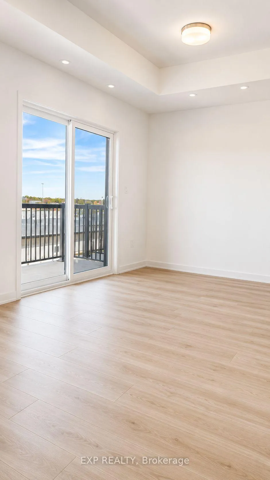 Photo 11 of Unit Q11, 25 Palace Street, Kitchener — HOMEH
