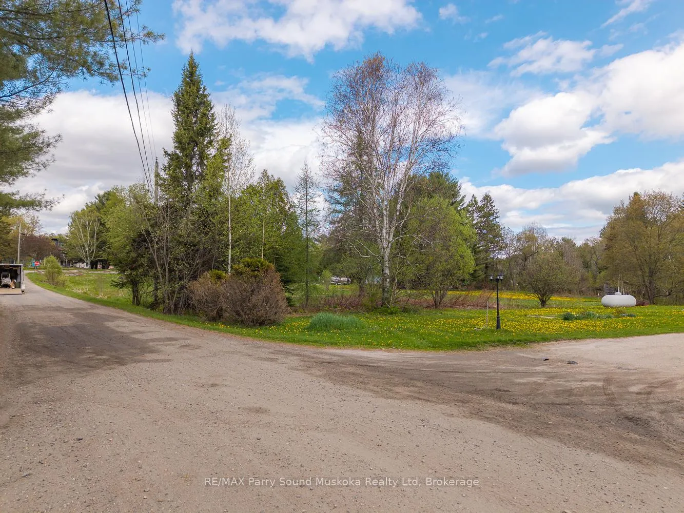 Photo 6 of 63 Pineridge Drive, McDougall — HOMEH