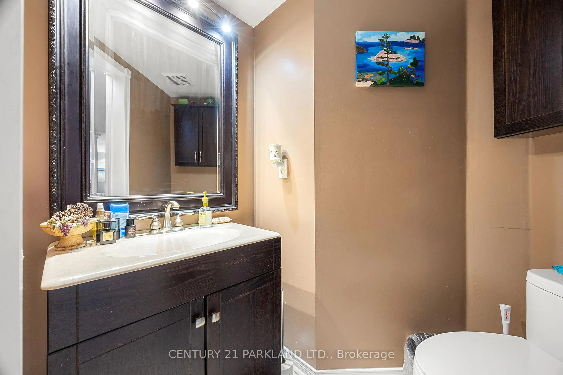 Photo 3 of 40 Lady Fern Drive, Markham, Legacy — HOMEH