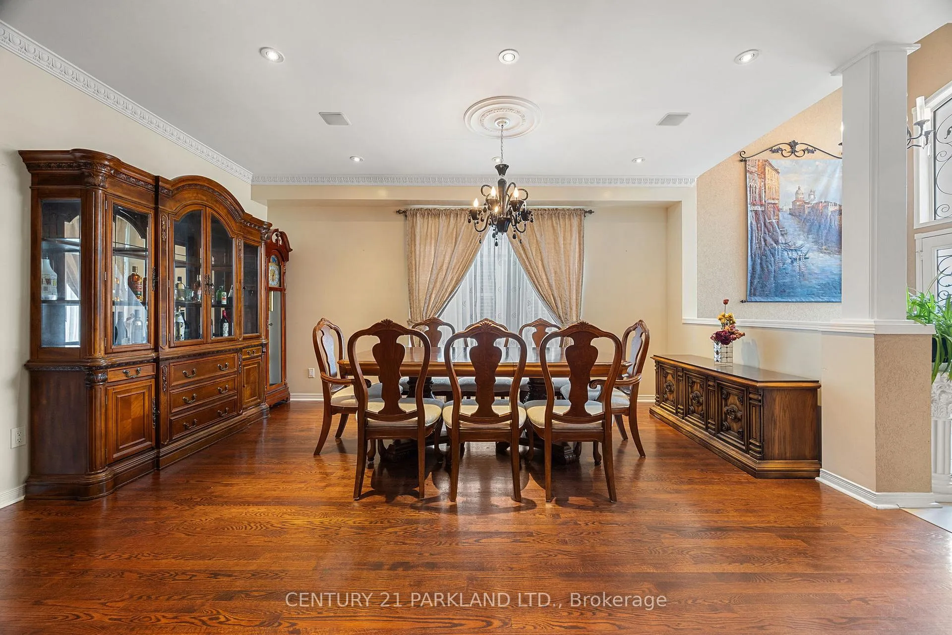 Photo 5 of 40 Lady Fern Drive, Markham, Legacy — HOMEH