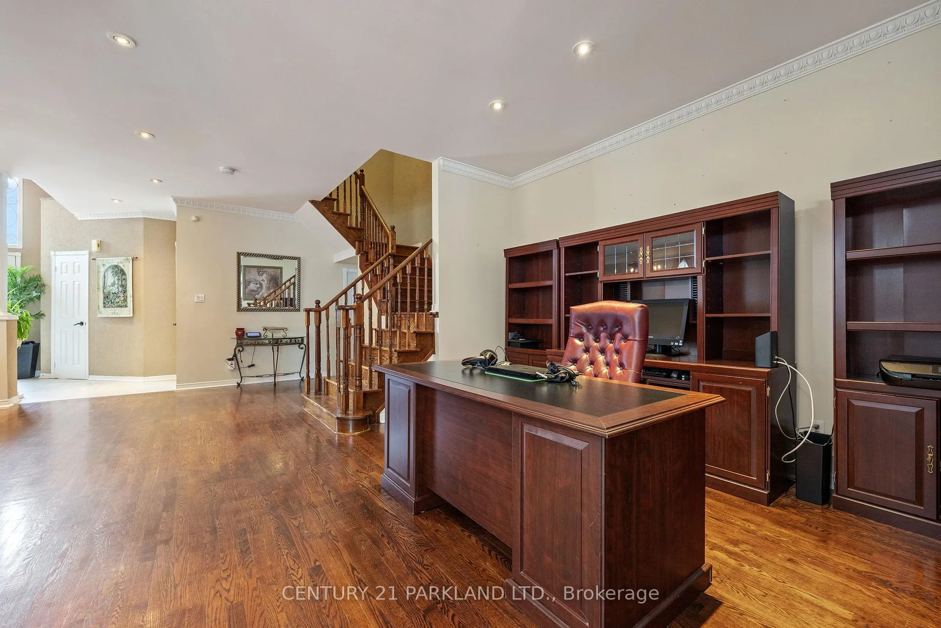 Photo 10 of 40 Lady Fern Drive, Markham, Legacy — HOMEH