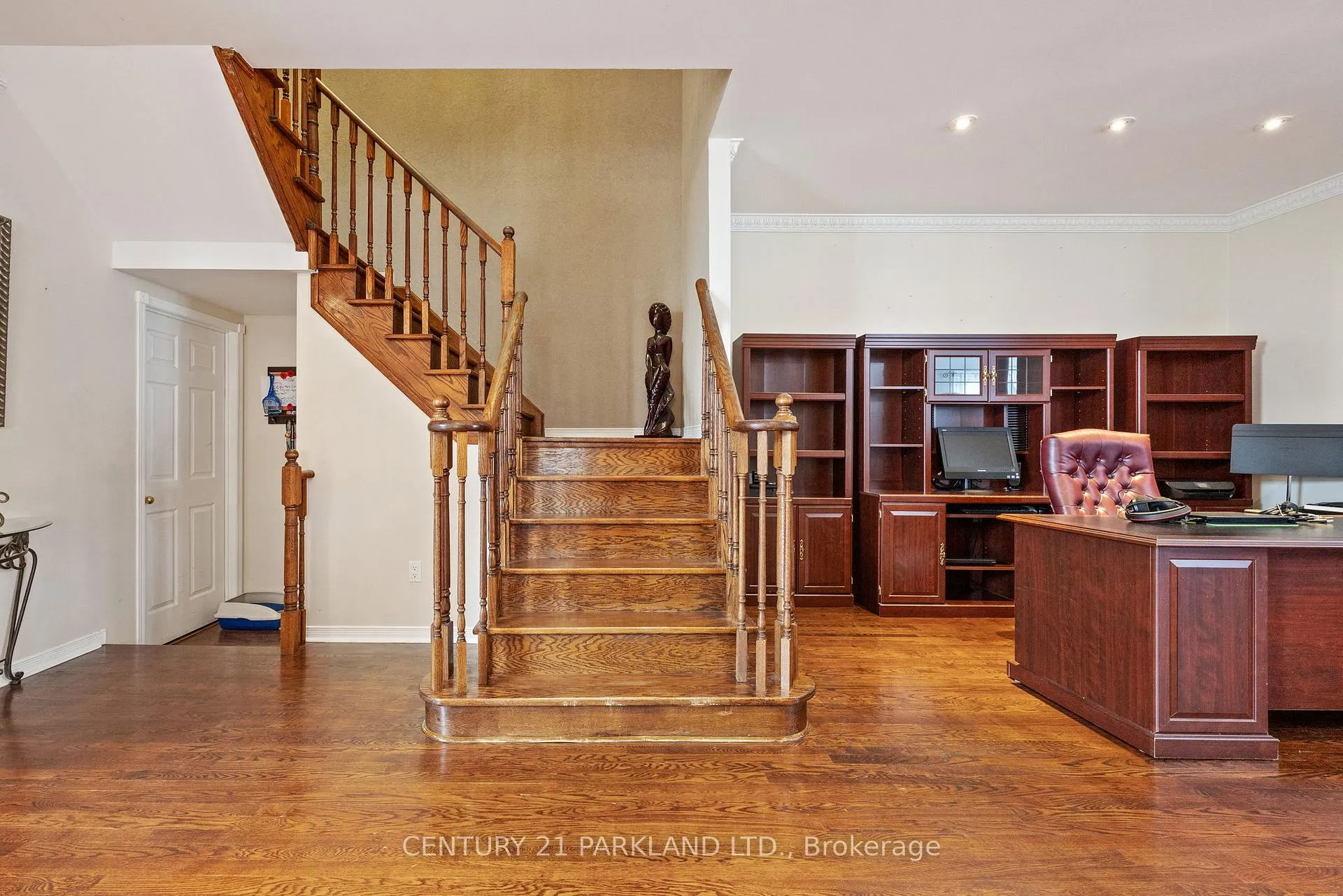 Photo 11 of 40 Lady Fern Drive, Markham, Legacy — HOMEH