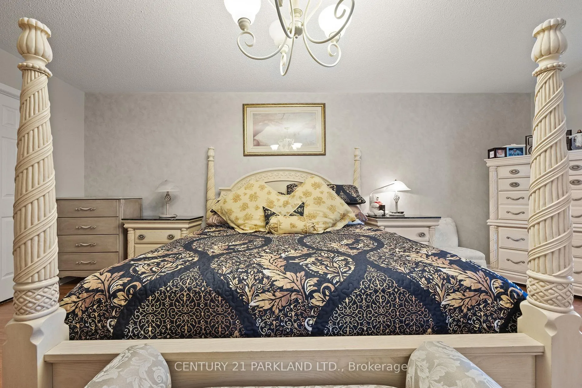 Photo 23 of 40 Lady Fern Drive, Markham, Legacy — HOMEH