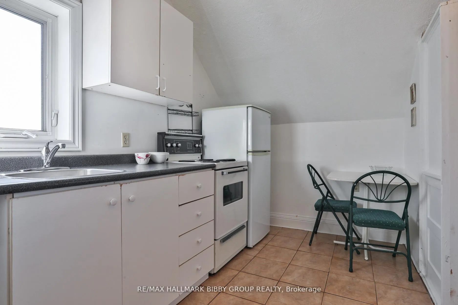 Photo 31 of 98 Fuller Avenue, Toronto, Roncesvalles — HOMEH