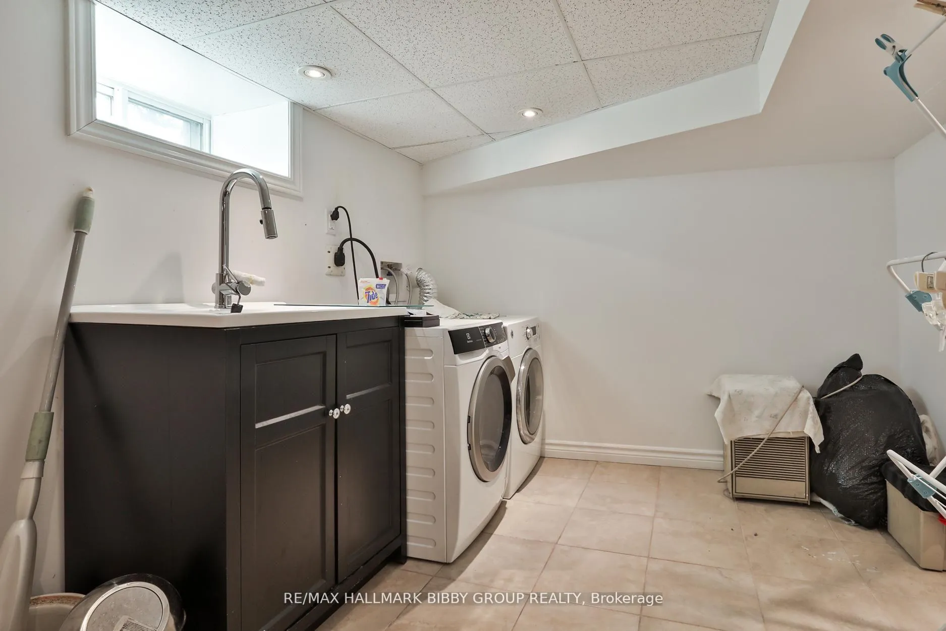 Photo 37 of 98 Fuller Avenue, Toronto, Roncesvalles — HOMEH
