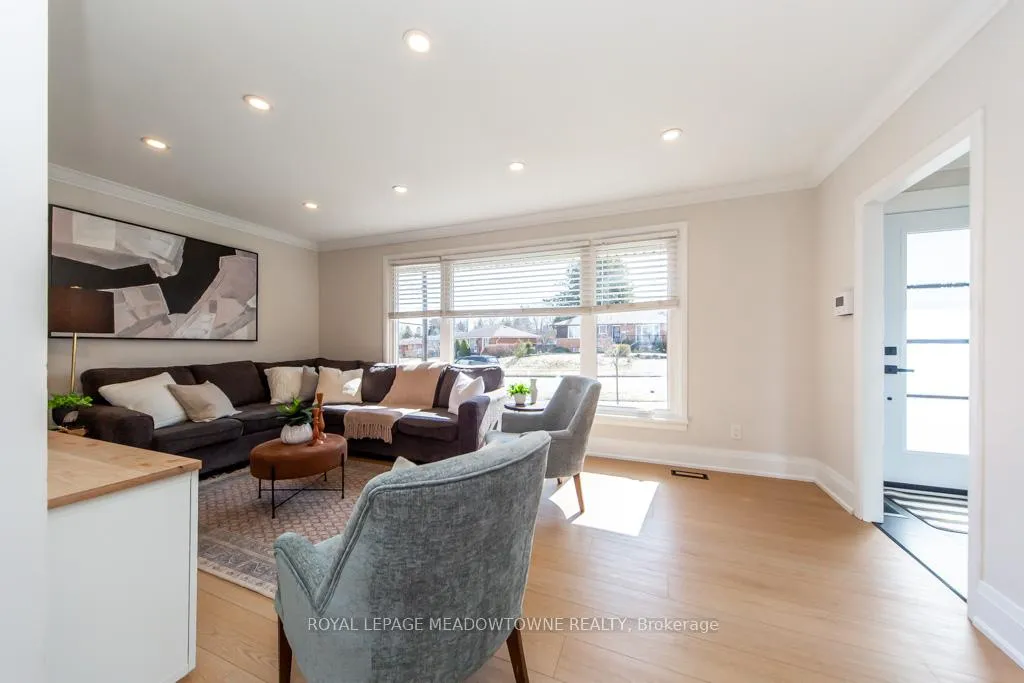 Photo 5 of 64 Dumbarton Street, Guelph, Riverside Park — HOMEH