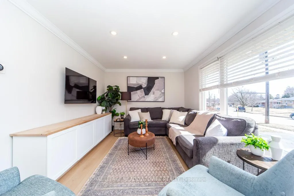 Photo 6 of 64 Dumbarton Street, Guelph, Riverside Park — HOMEH