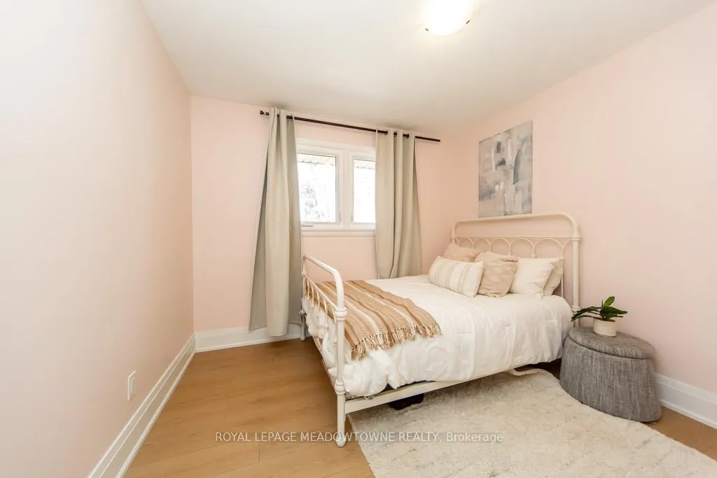 Photo 21 of 64 Dumbarton Street, Guelph, Riverside Park — HOMEH