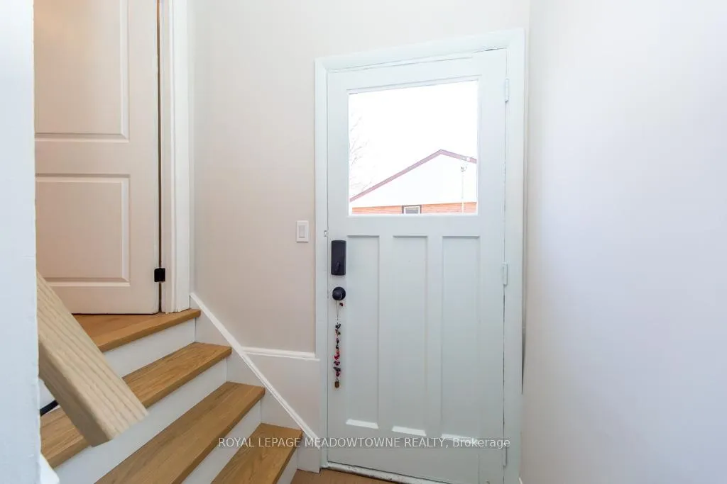 Photo 27 of 64 Dumbarton Street, Guelph, Riverside Park — HOMEH