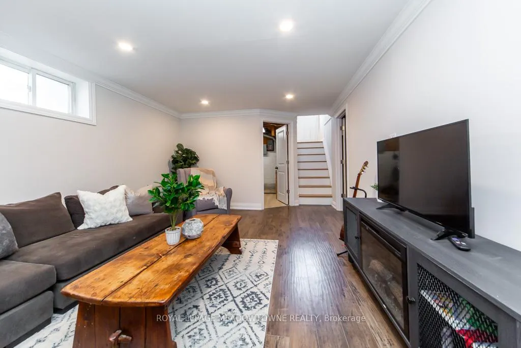 Photo 29 of 64 Dumbarton Street, Guelph, Riverside Park — HOMEH