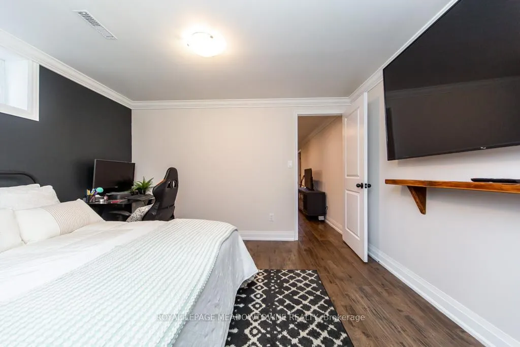 Photo 31 of 64 Dumbarton Street, Guelph, Riverside Park — HOMEH