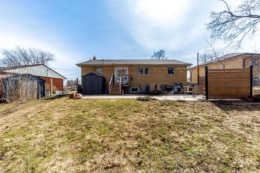 Photo 35 of 64 Dumbarton Street, Guelph, Riverside Park — HOMEH