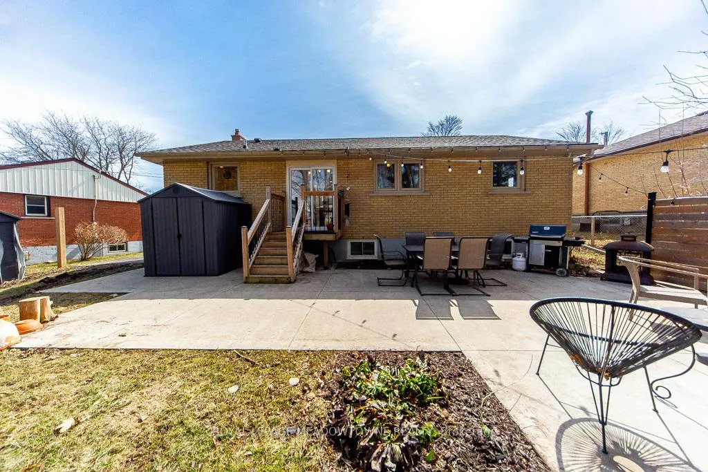 Photo 36 of 64 Dumbarton Street, Guelph, Riverside Park — HOMEH