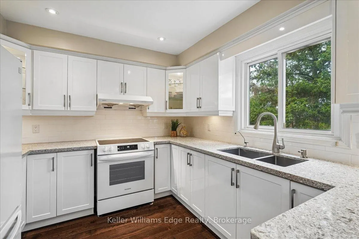 Photo 14 of 3358 Palmer Drive, Burlington, Palmer — HOMEH