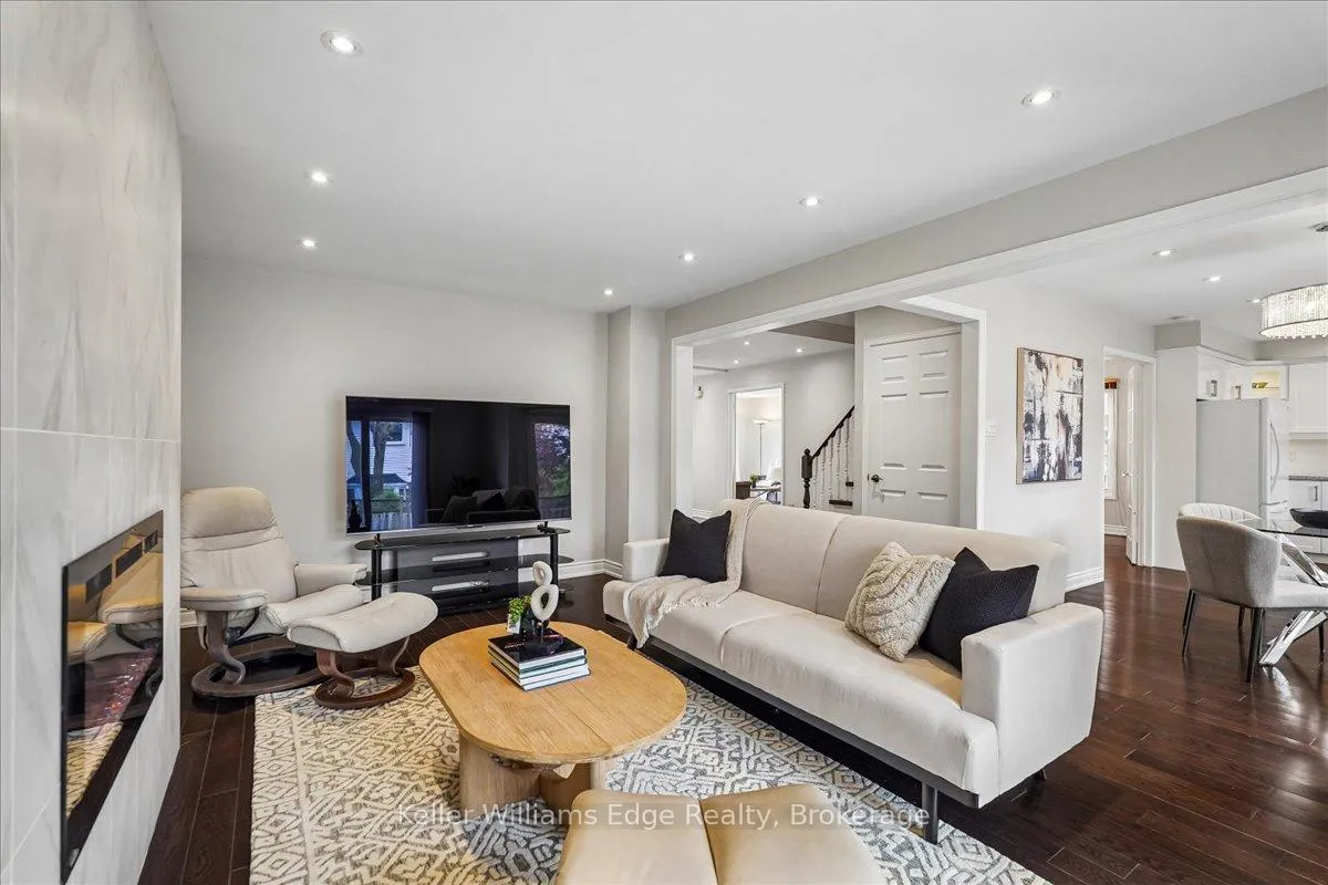 Photo 18 of 3358 Palmer Drive, Burlington, Palmer — HOMEH