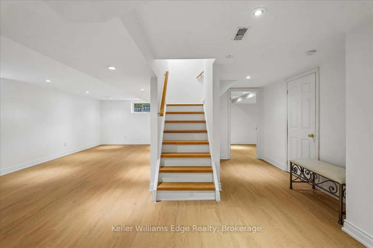 Photo 33 of 3358 Palmer Drive, Burlington, Palmer — HOMEH