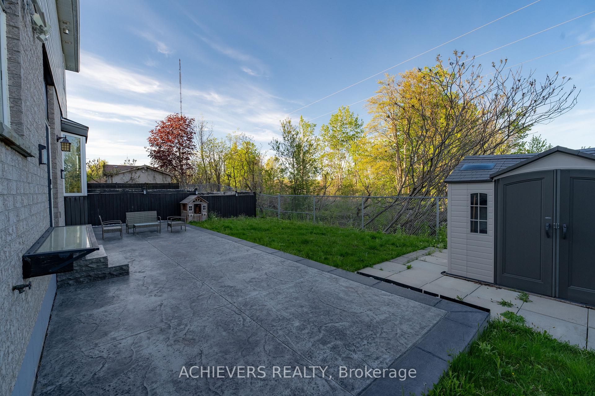 Photo 42 of 19 Thrushwood Drive, Barrie, 400 West — HOMEH