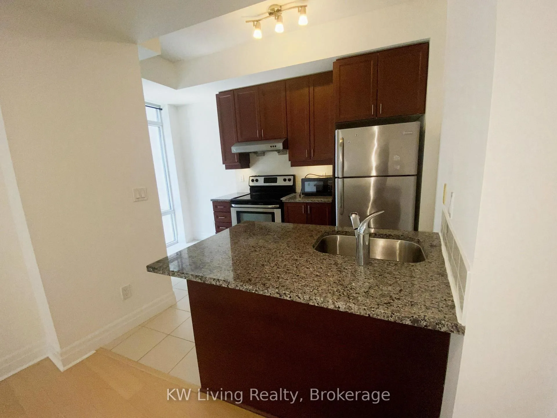 Photo 8 of Unit 714, 8110 Birchmount Road, Markham, Unionville — HOMEH