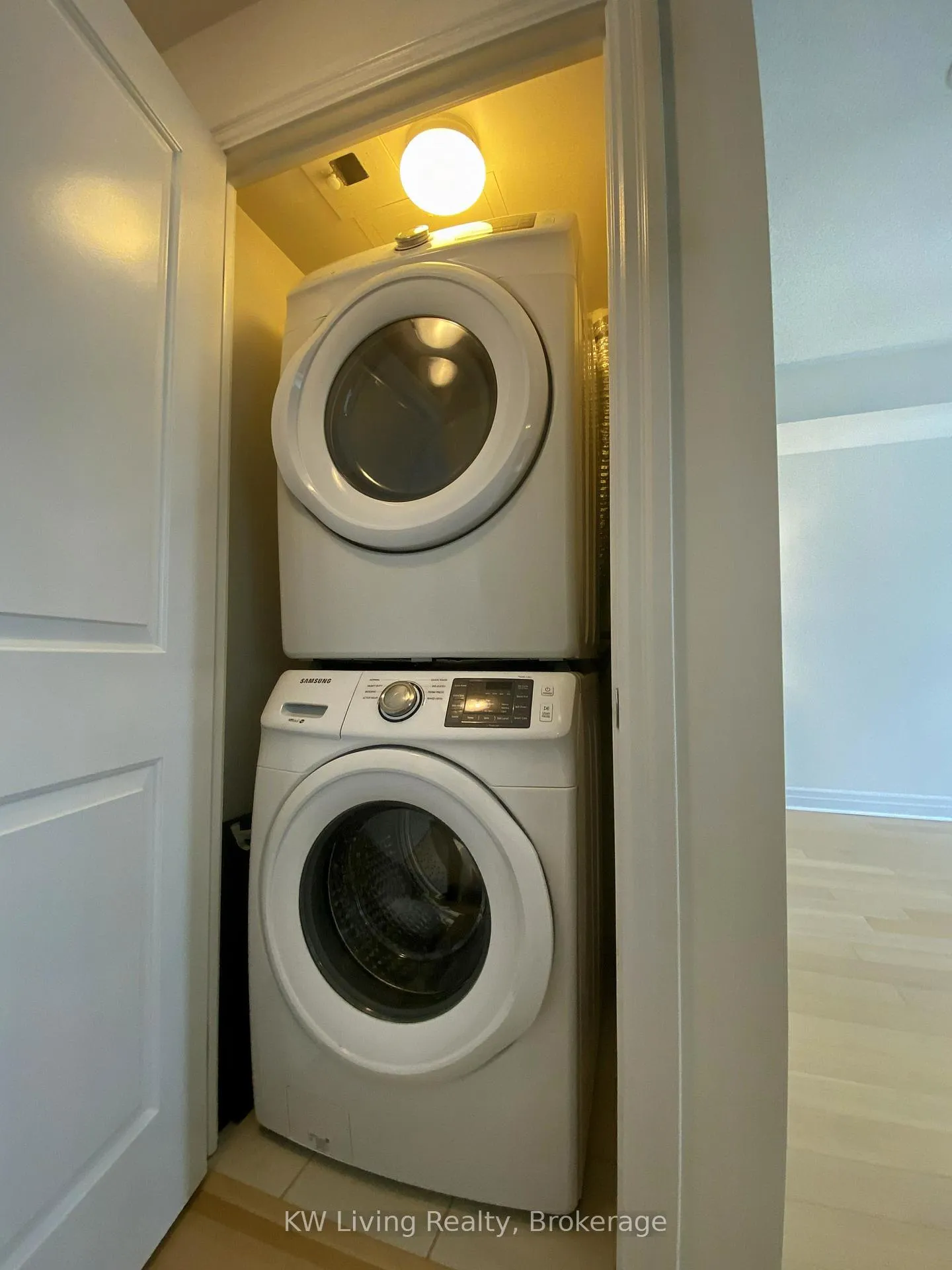 Photo 13 of Unit 714, 8110 Birchmount Road, Markham, Unionville — HOMEH