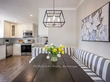 Photo 12 of Unit Main, 319 Ridgewood Crescent S, London, South D — HOMEH
