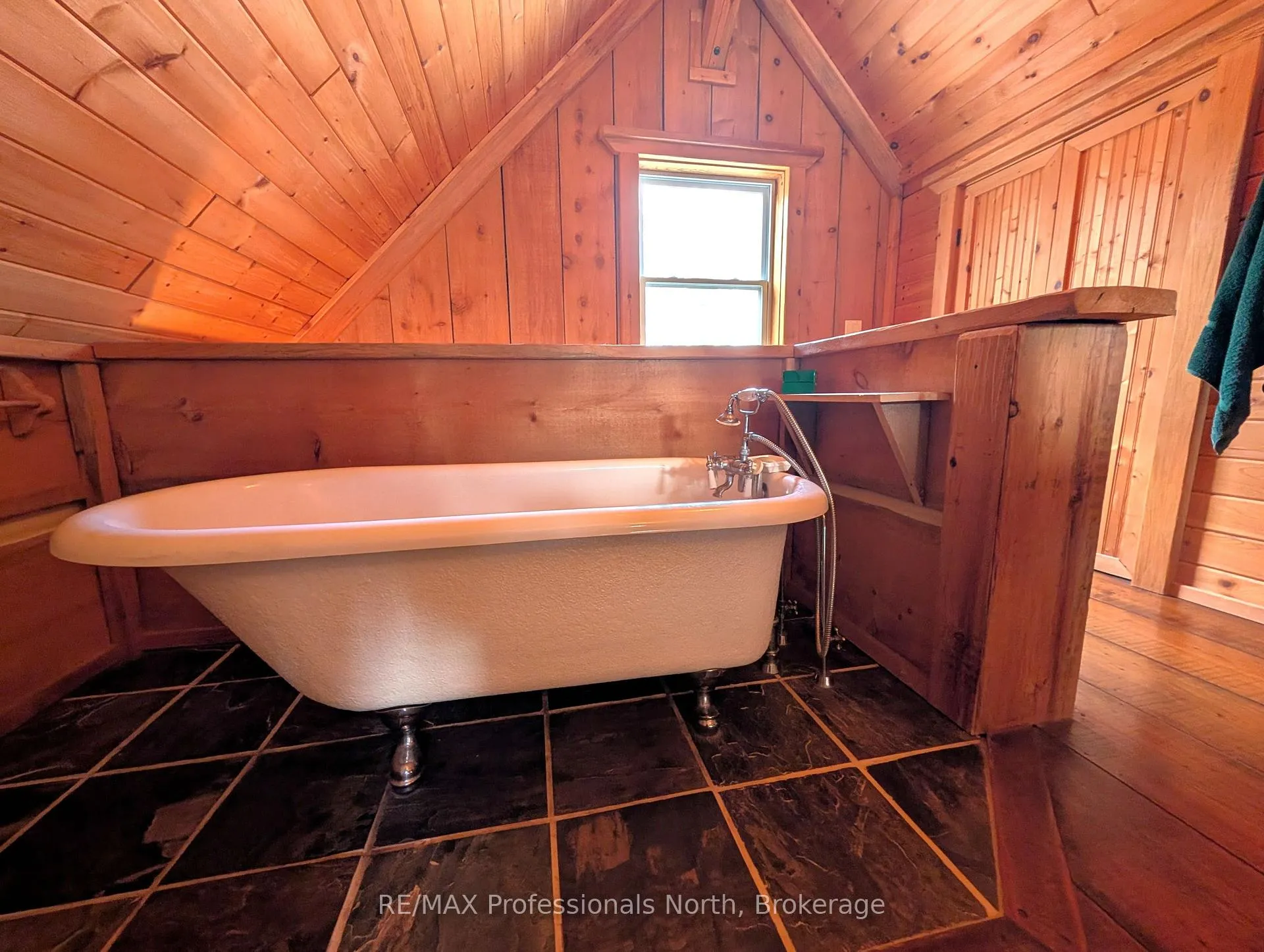 Photo 18 of 3785A Eagle Lake Road, Parry Sound Remote Area, Lount — HOMEH