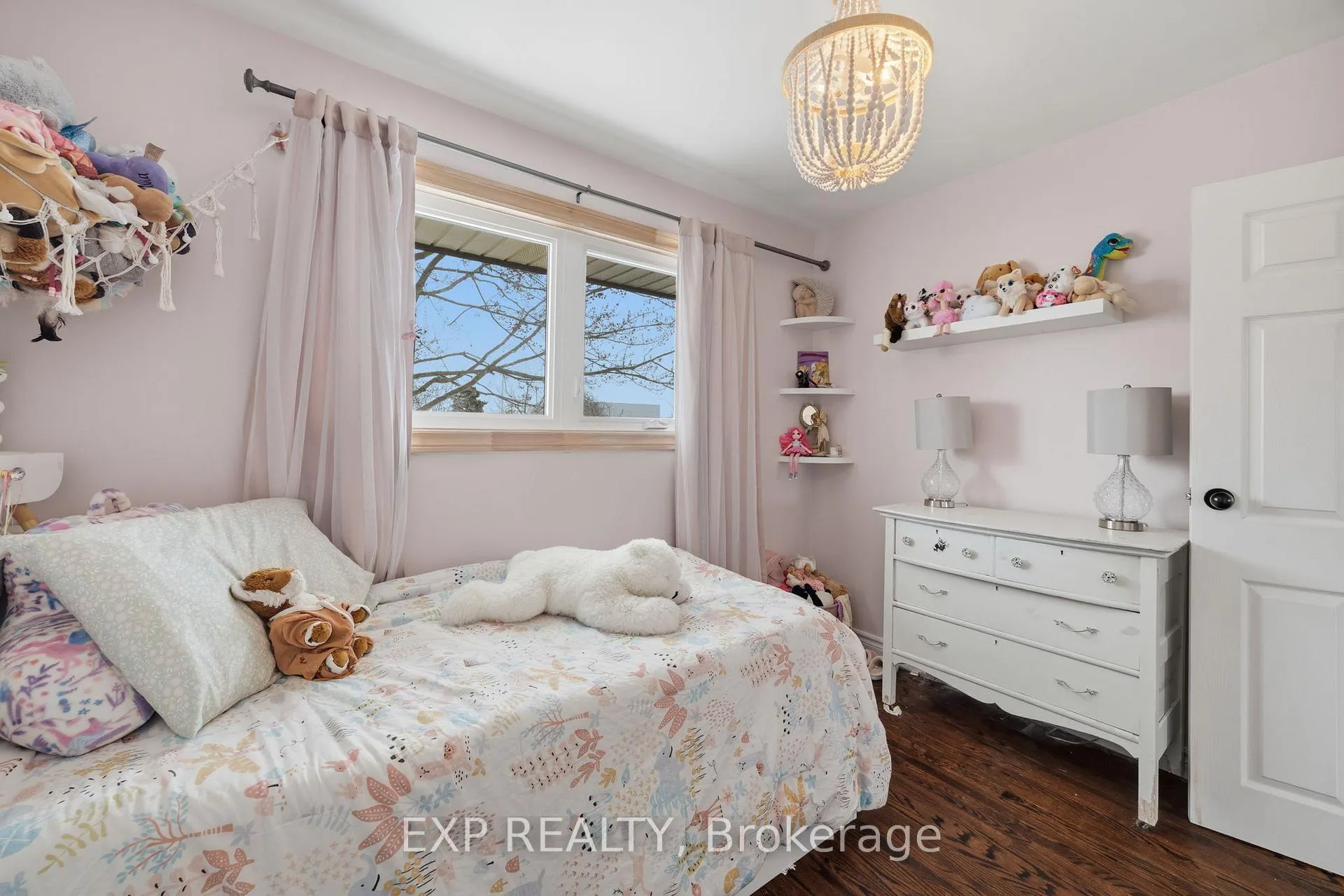 Photo 20 of 597 Gold Street, Warwick, Watford — HOMEH