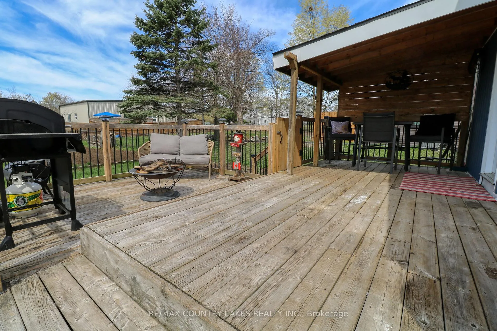 Photo 17 of 945 First Street S, Gravenhurst, Wood (Gravenhurst) — HOMEH