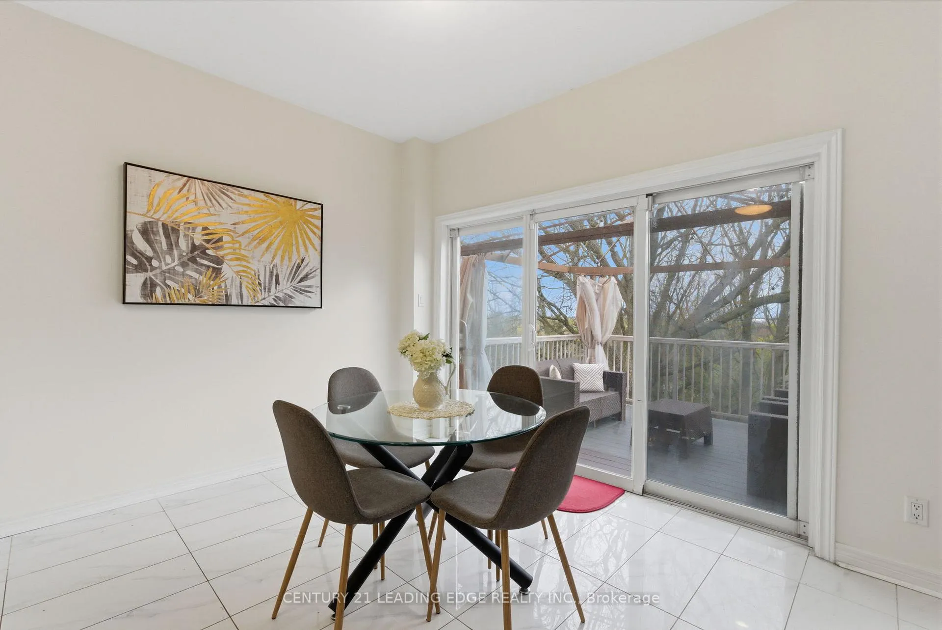 Photo 17 of 62 James Rowe Drive, Whitby, Williamsburg — HOMEH