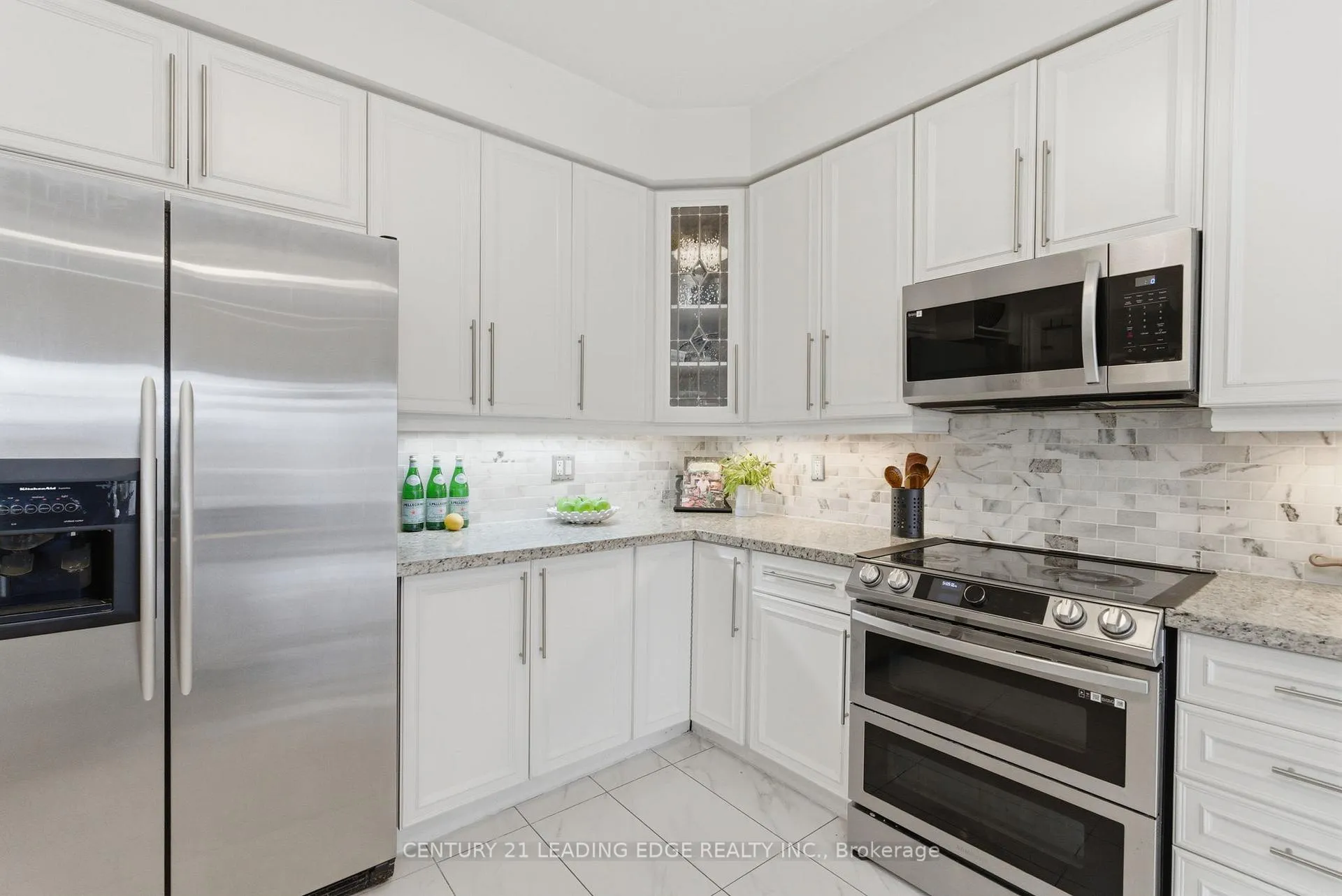 Photo 20 of 62 James Rowe Drive, Whitby, Williamsburg — HOMEH