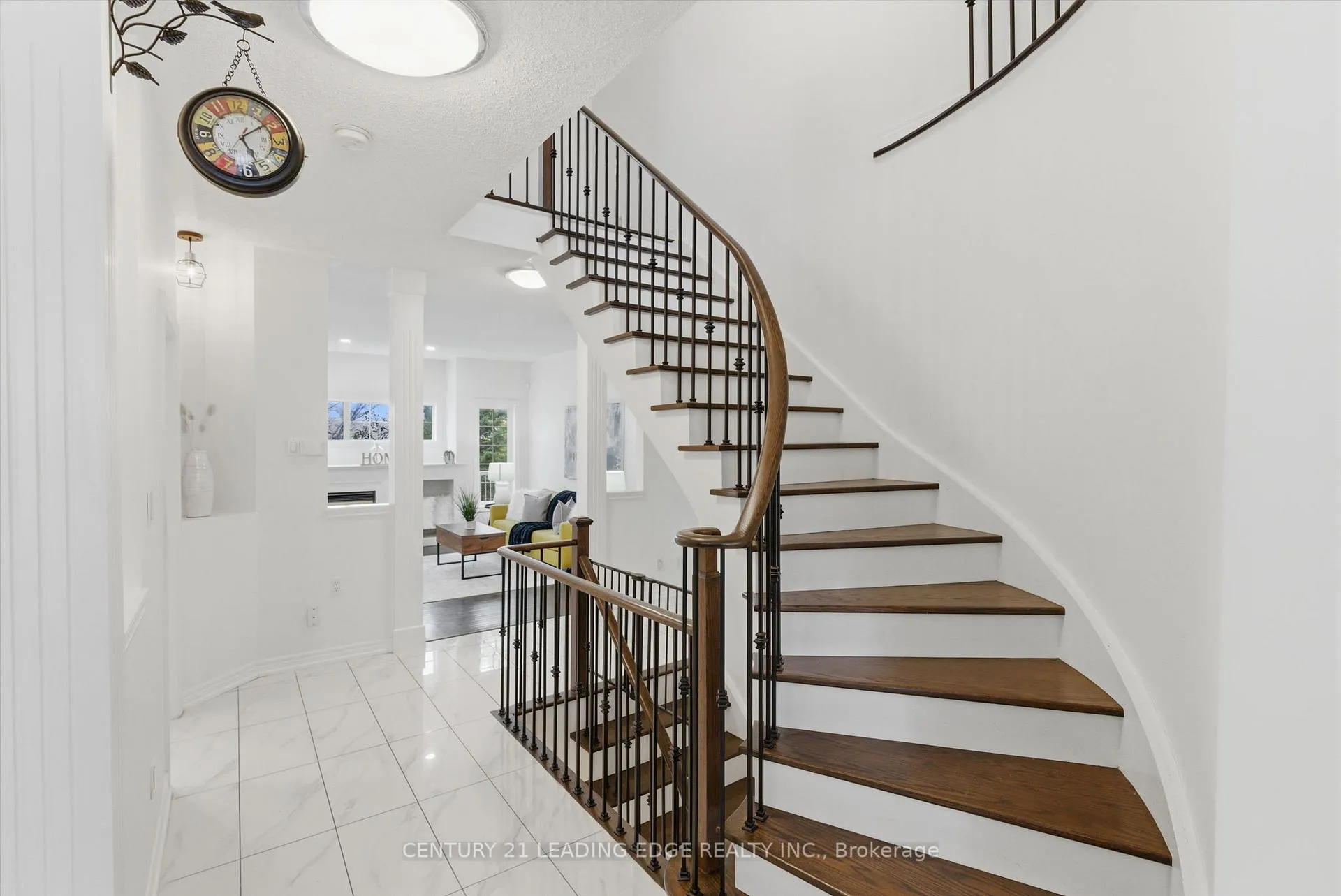 Photo 24 of 62 James Rowe Drive, Whitby, Williamsburg — HOMEH