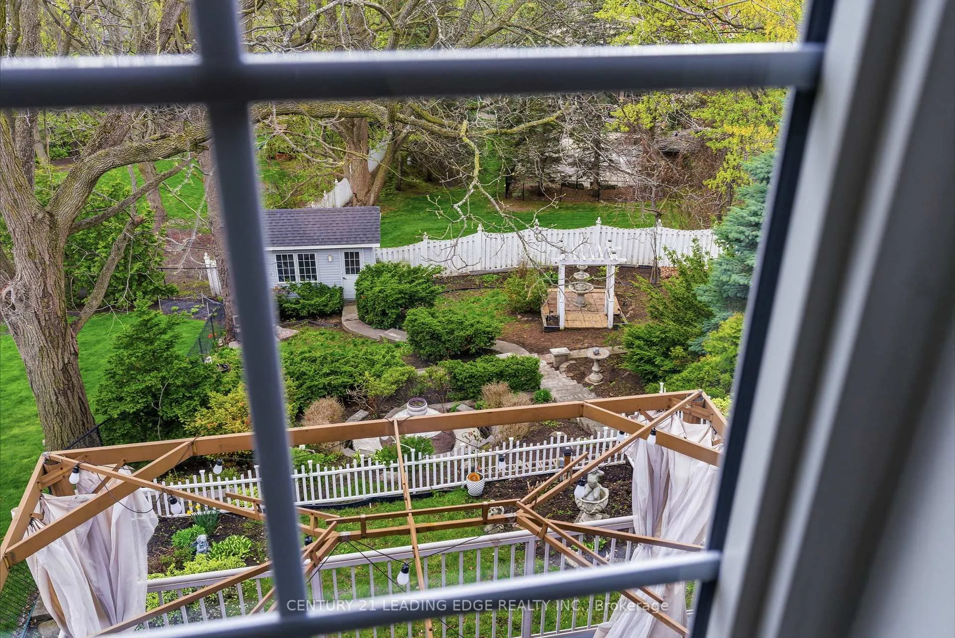 Photo 27 of 62 James Rowe Drive, Whitby, Williamsburg — HOMEH