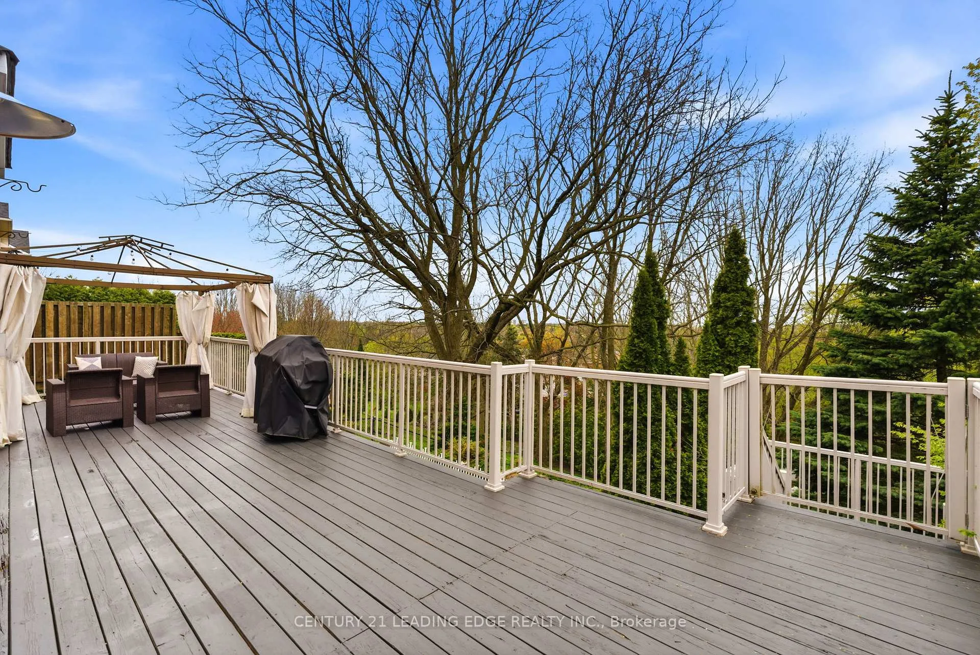 Photo 44 of 62 James Rowe Drive, Whitby, Williamsburg — HOMEH