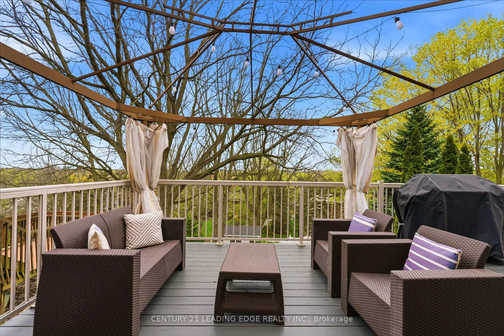 Photo 45 of 62 James Rowe Drive, Whitby, Williamsburg — HOMEH