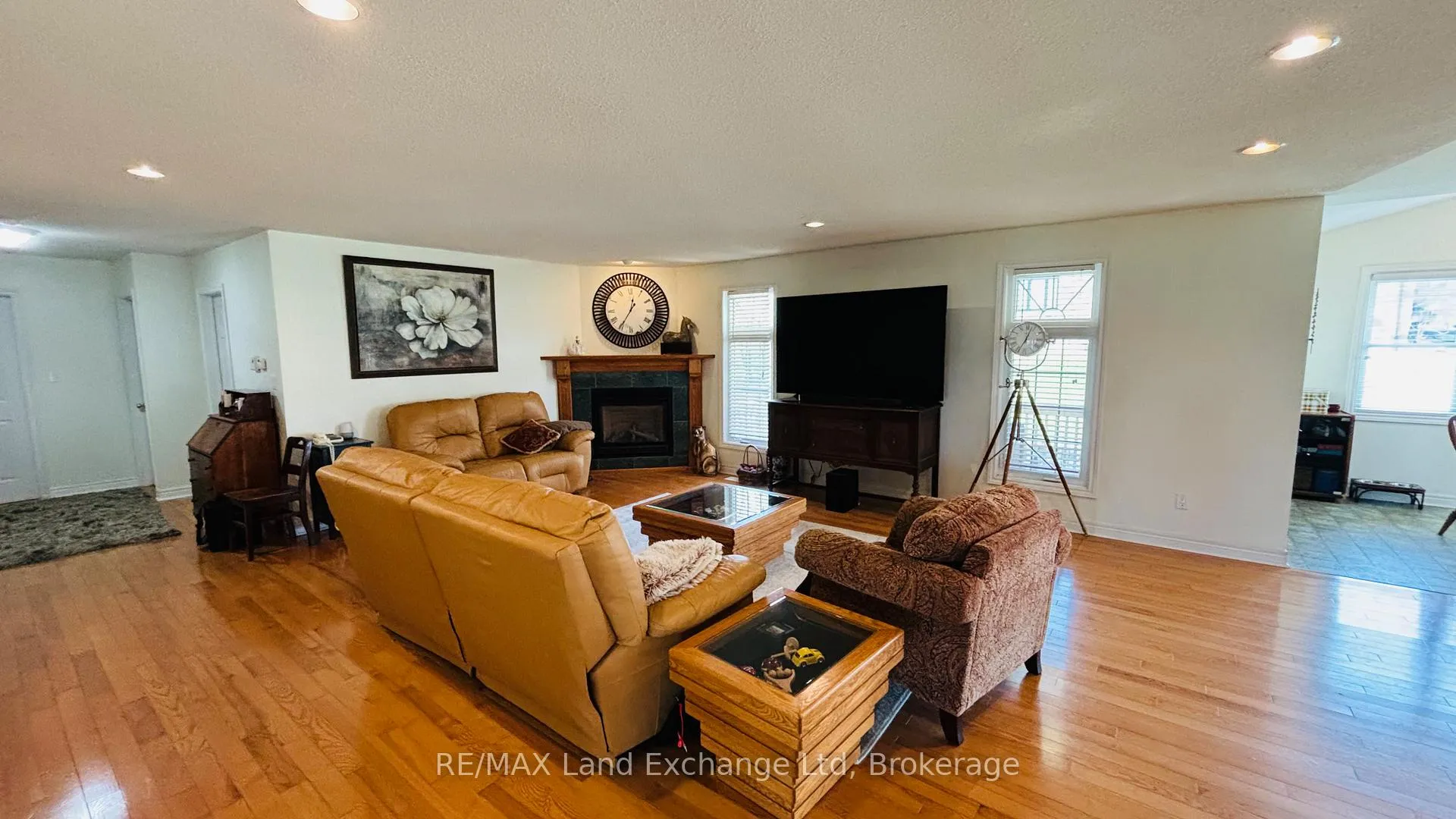 Photo 6 of 122 James Street, Arran-Elderslie — HOMEH