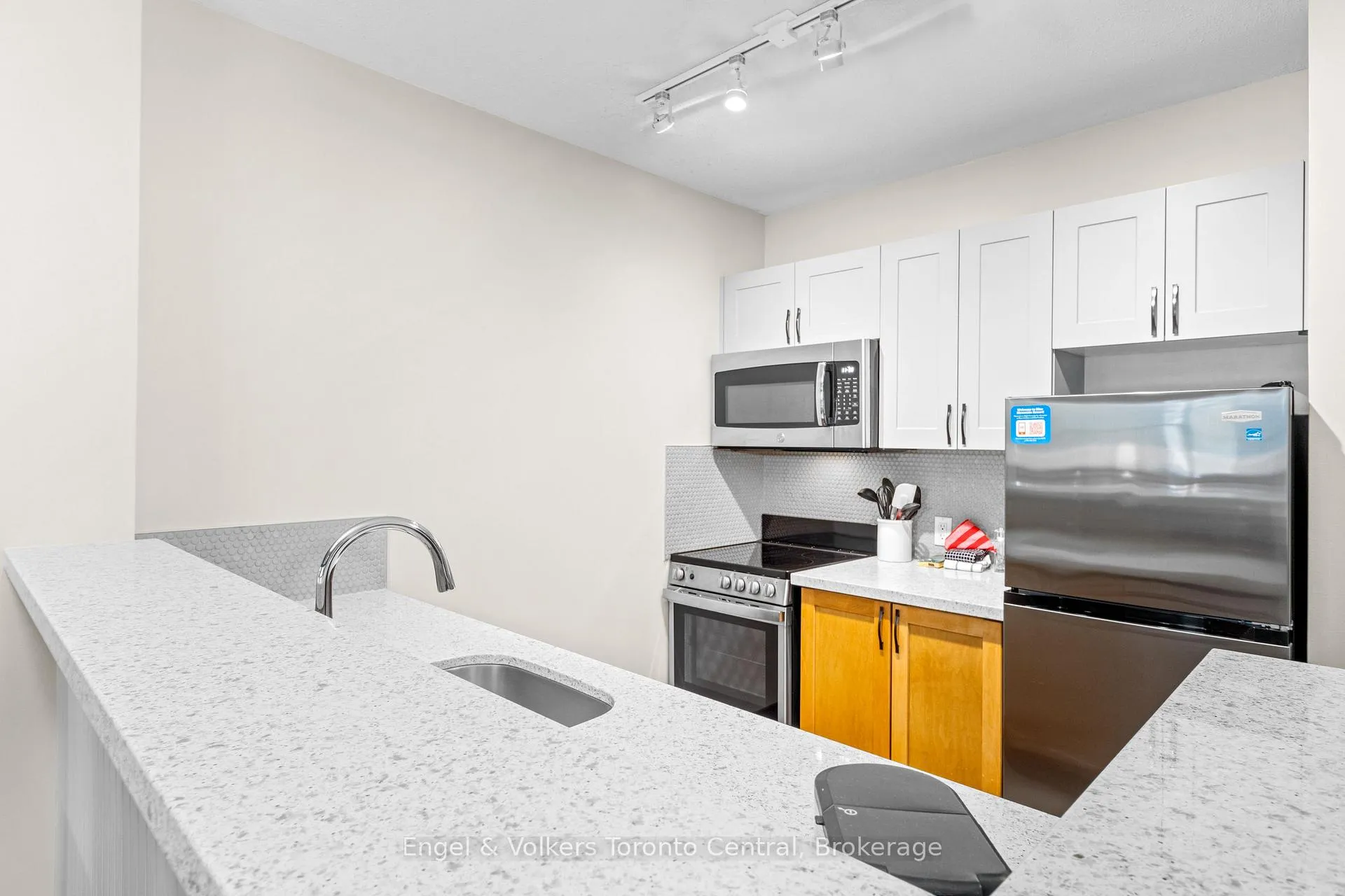 Photo 9 of Unit 319 321, 152 Jozo Weider Boulevard, Blue Mountains — HOMEH