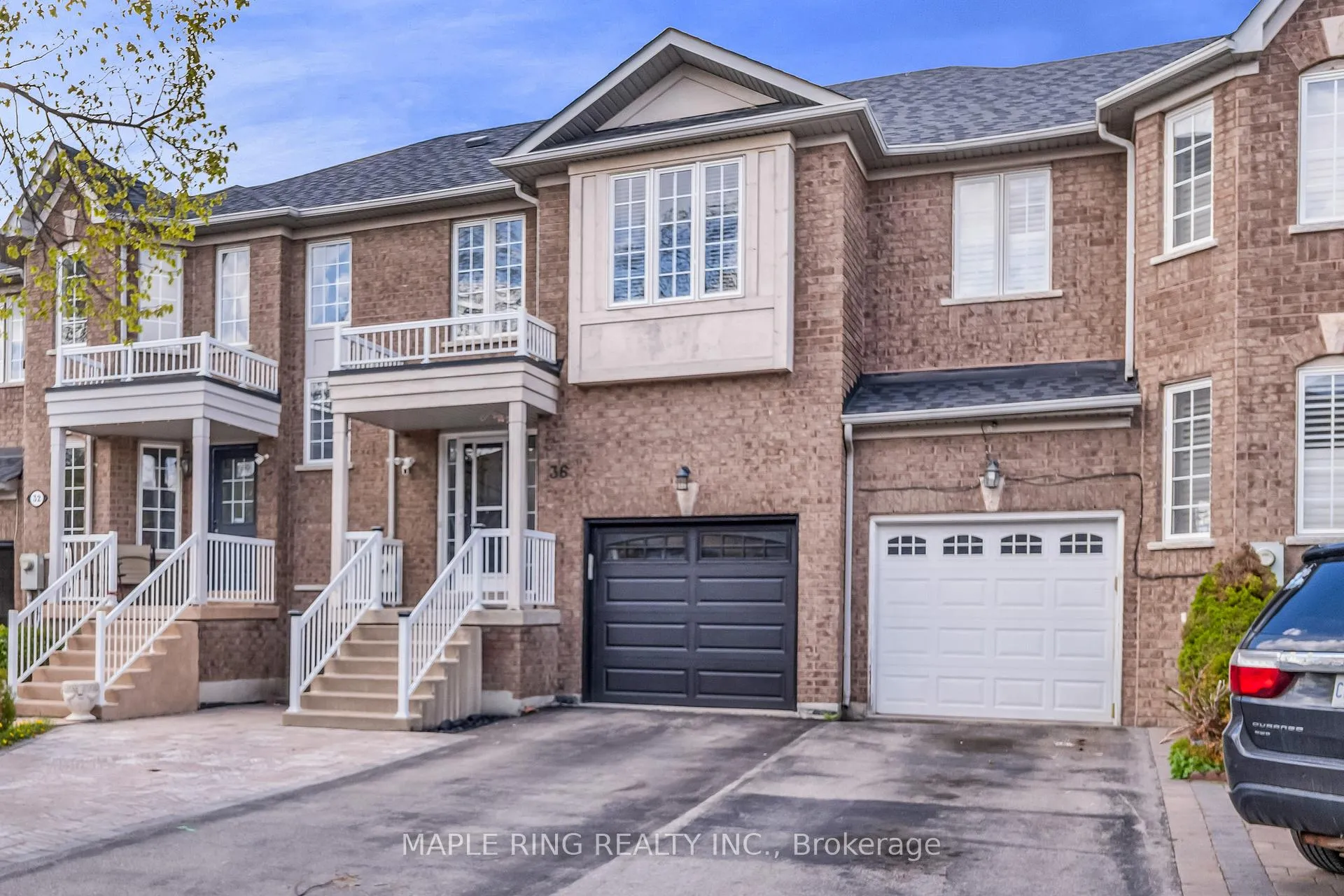 Photo 1 of 36 Laurelhurst Crescent, Vaughan, Vellore Village — HOMEH