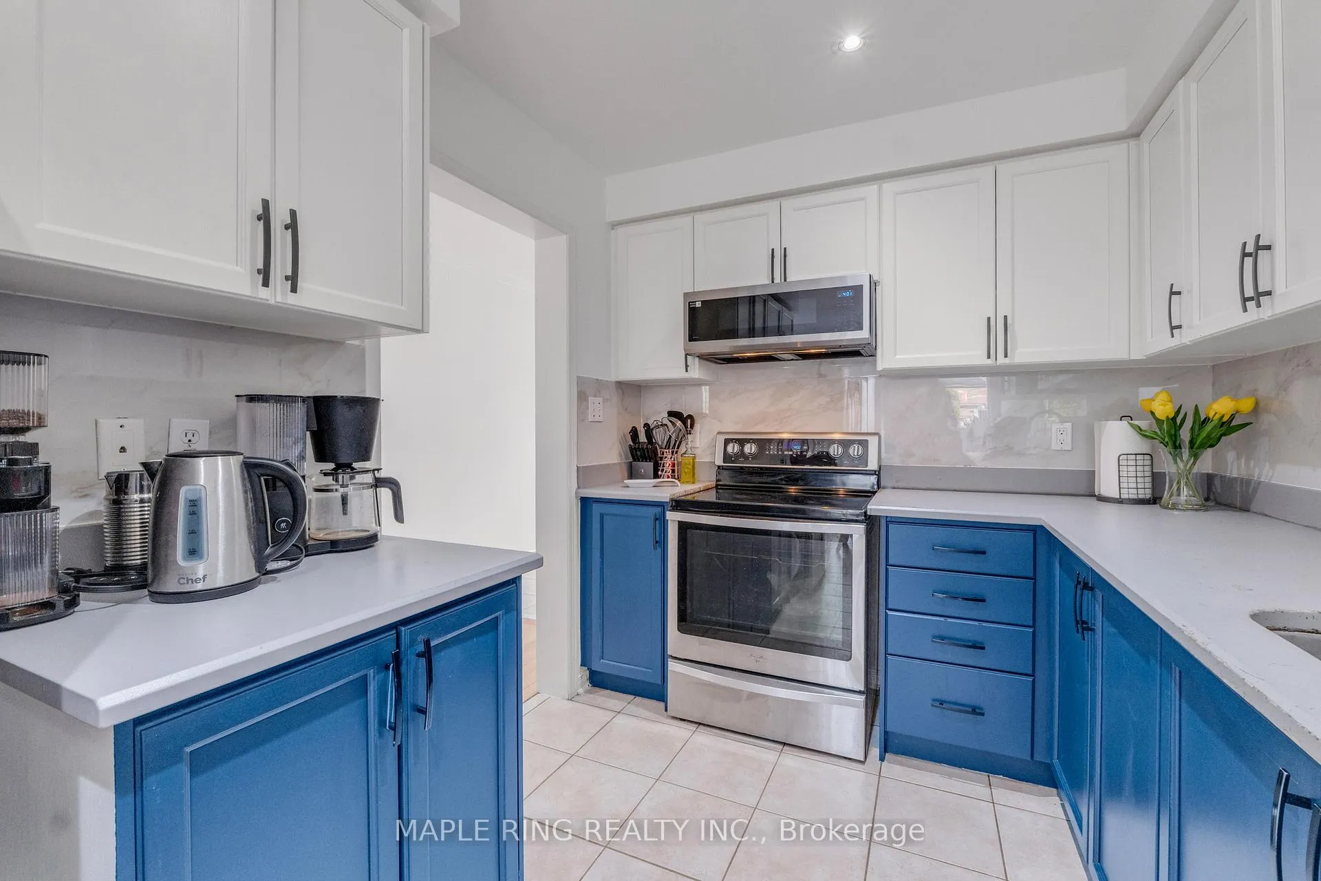 Photo 12 of 36 Laurelhurst Crescent, Vaughan, Vellore Village — HOMEH