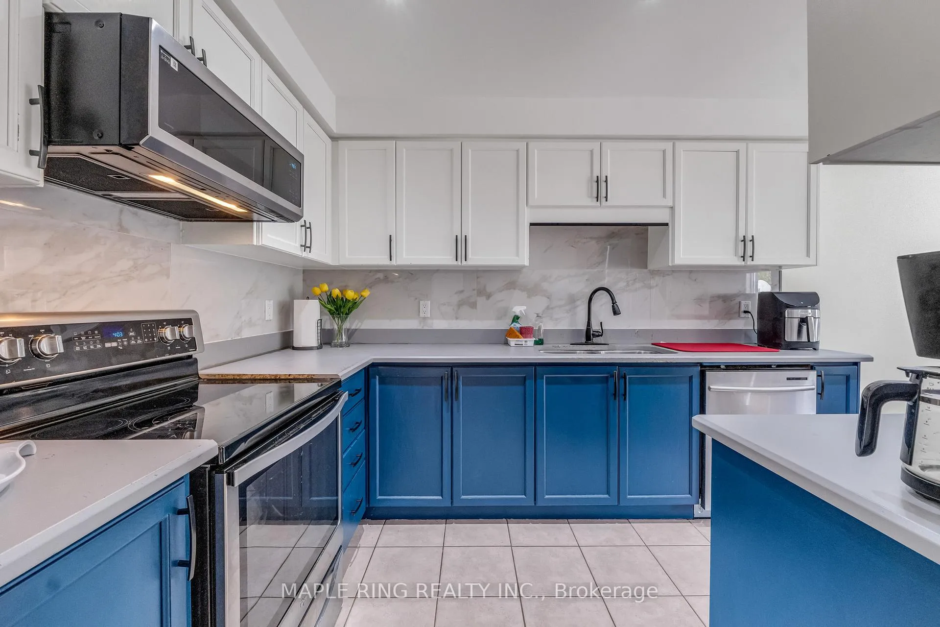 Photo 13 of 36 Laurelhurst Crescent, Vaughan, Vellore Village — HOMEH