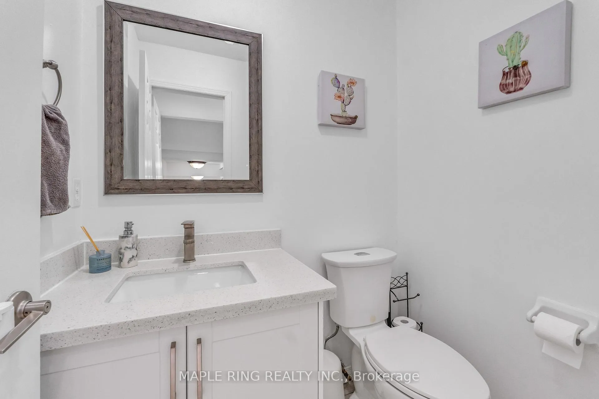 Photo 25 of 36 Laurelhurst Crescent, Vaughan, Vellore Village — HOMEH