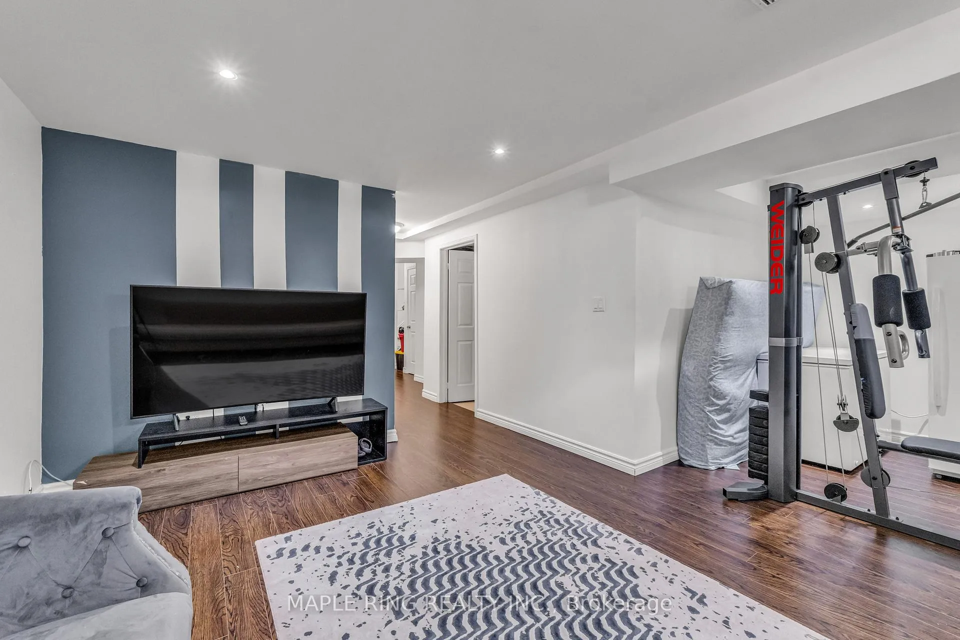 Photo 33 of 36 Laurelhurst Crescent, Vaughan, Vellore Village — HOMEH